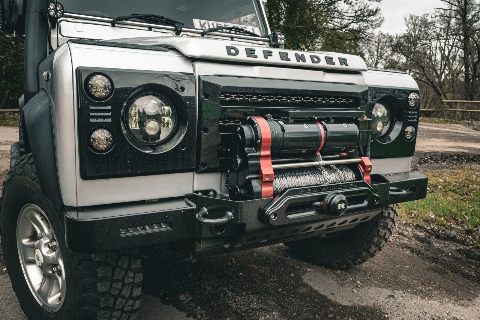 Land rover Defender 90 with a King Cobra winch for recovery